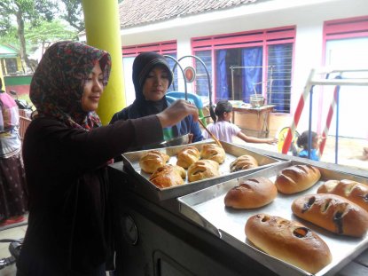 SINERGI PERKENALKAN PRODUK UNGGULAN, FORUM IKM JATIM BENTUK TENAGA AHLI PENDAMPINGAN IKM  
