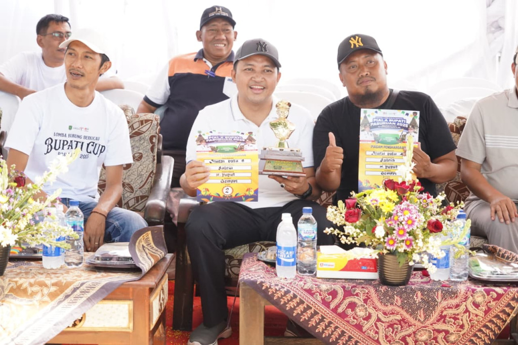 Festival Lomba Burung Berkicau Piala Bupati