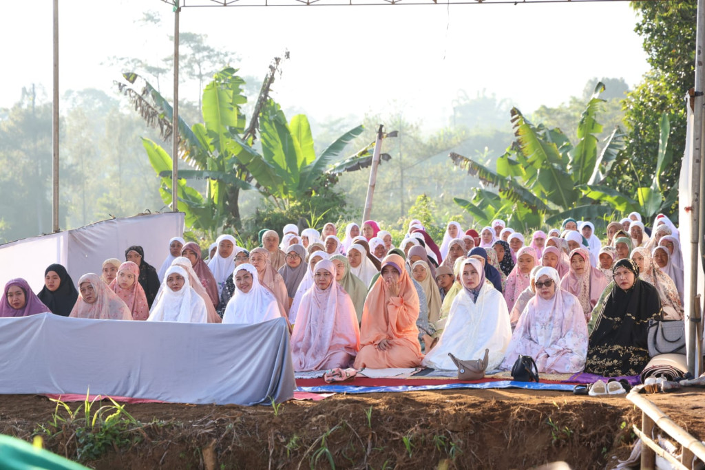 Sholat Idul Adha di Masjid Subulus Salam, Kecamatan Tutur