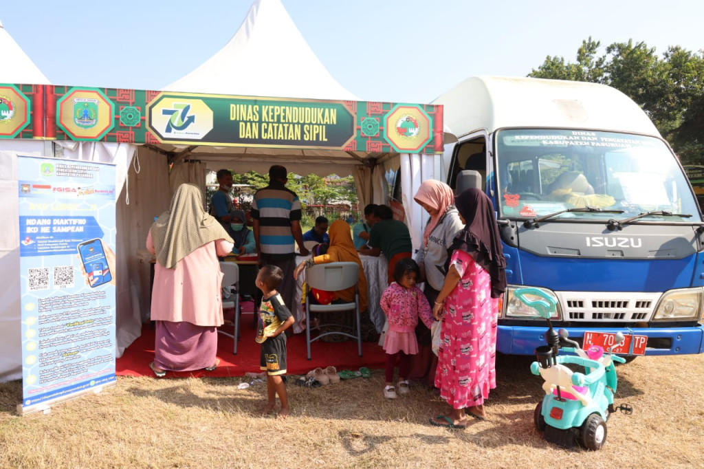 Layanan Publik dalam Rangka Hari Jadi Koperasi ke - 77