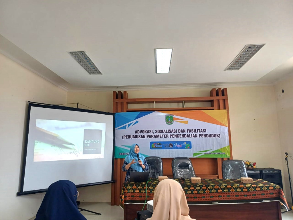 Advokasi, Sosialiasasi dan Fasilitasi Perumusan Parameter Pengendalian Penduduk