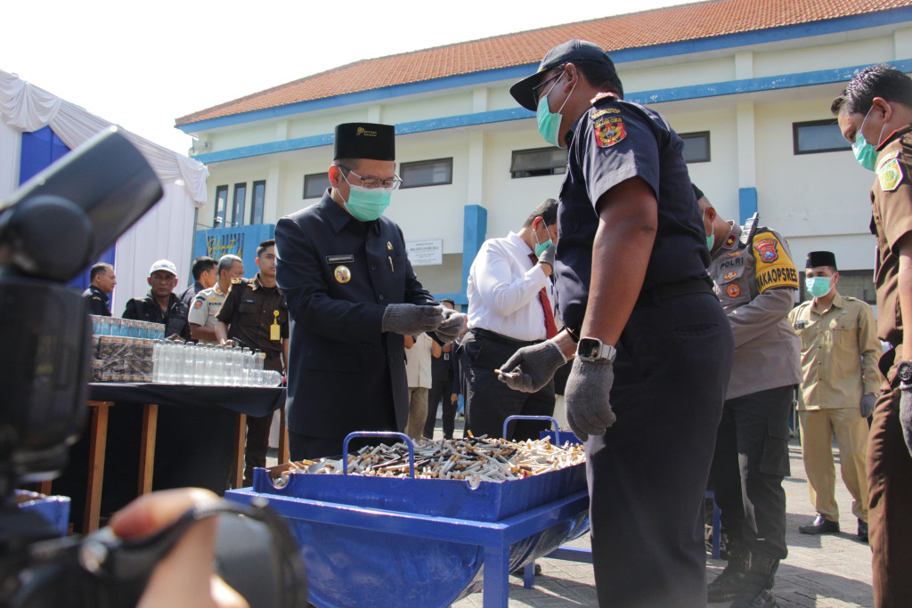 Pemusnahan Barang Kena Cukai Ilegal