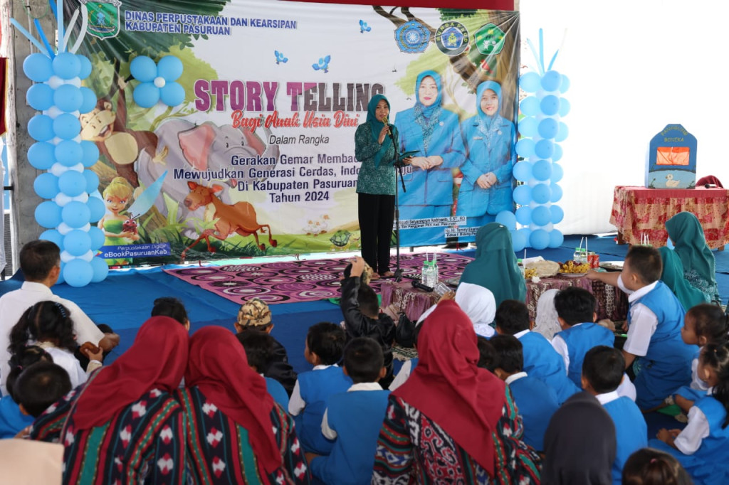 Story Telling Bagi Anak Usia Dini di Desa Trewung Kecamatan Grati