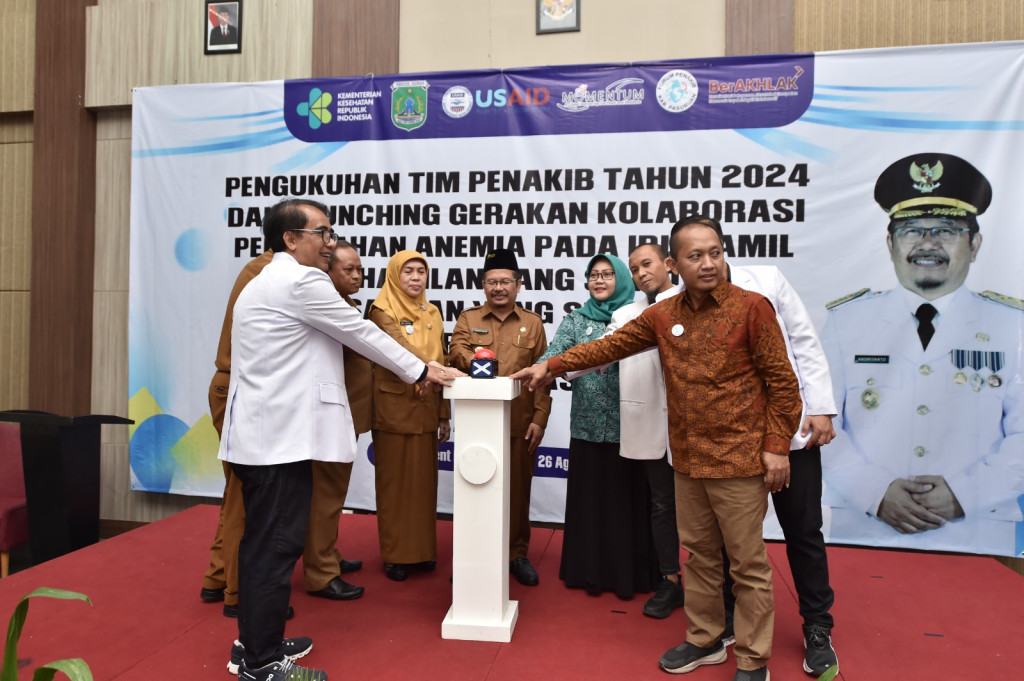 Pengukuhan PENAKIB (Tim Penurunan Angka Kematian Ibu dan Bayi) Kabupaten Pasuruan