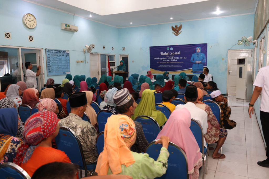 Bakti Sosial - Peringatan HKG PKK Ke-54 Tahun 2024, di Kecamatan Lekok