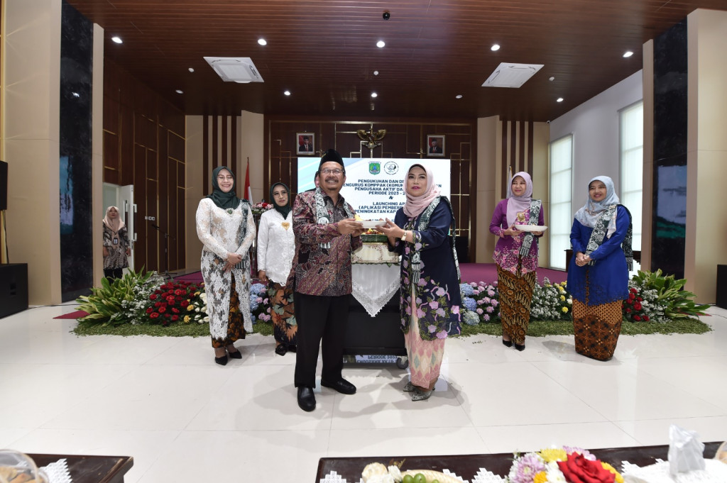 Pengukuhan dan Deklarasi Pengurus KOMPPAK Periode 2023 - 2026